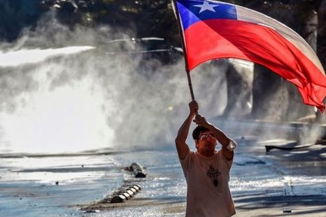 Plebiscito en Chile: 4 claves para entender qué está en el referendo para cambiar la Constitución de Pinochet