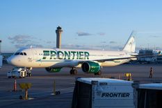 Una persona murió en el acto tras ser succionada por las turbinas de un avión de Frontier Airlines en Denver.