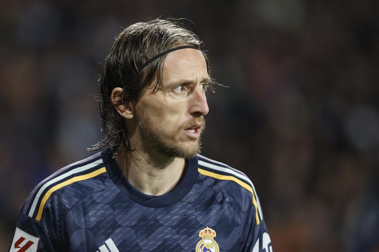 Luka Modric es el futbolista más veterano en jugar en Champions para el Madrid. Foto: EFE