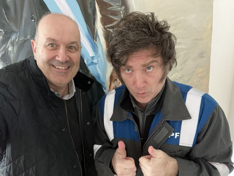 Javier Milei con el ministro de Desregulación, Federico Sturzenegger.