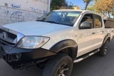 el usado del dia: hermosa toyota hilux 2009 preparada por off road