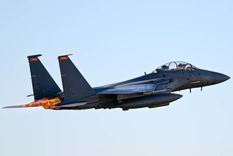 El operativo de rescate del tripulante del caza F-15 superaría los 200 millones de dólares.