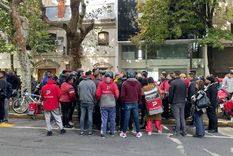 Protesta de deliverys en la Legislatura bonaerense contra la Ley que regula su actividad Foto: MDZ