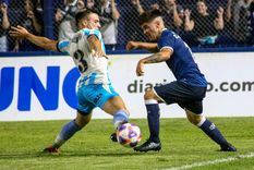 con un jugador menos, independiente rivadavia empato ante racing de cordoba y suma cuatro partidos sin ganar con un jugador menos, independiente rivadavia empato ante racing de cordoba y suma cuatro partidos sin ganar