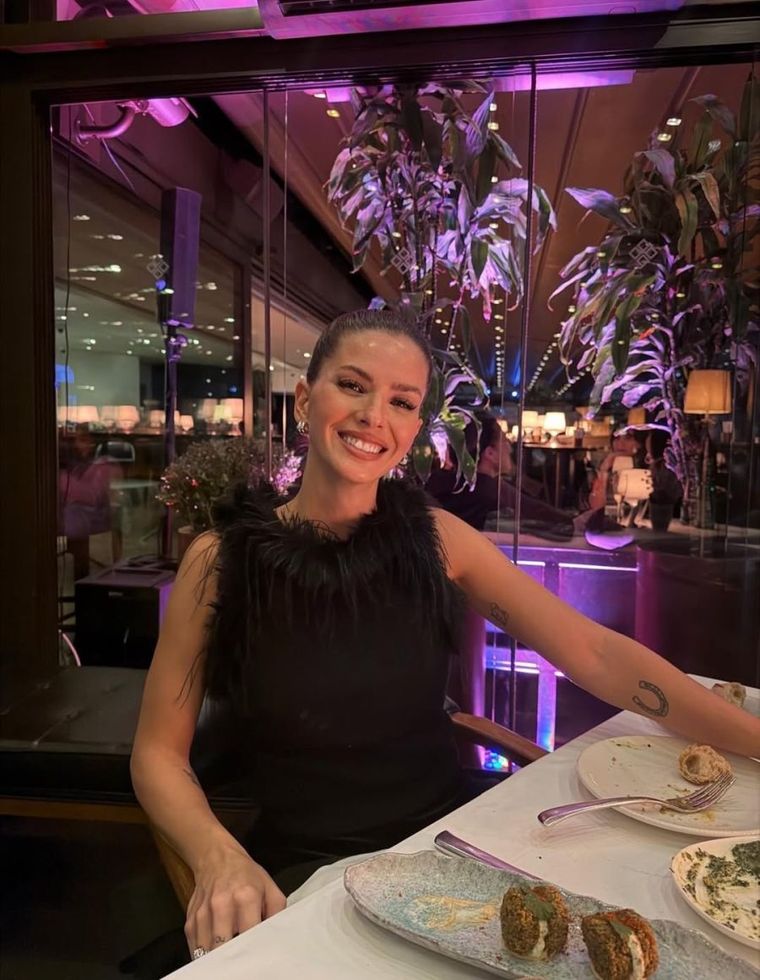 No te pierdas el look para patinar de La China.