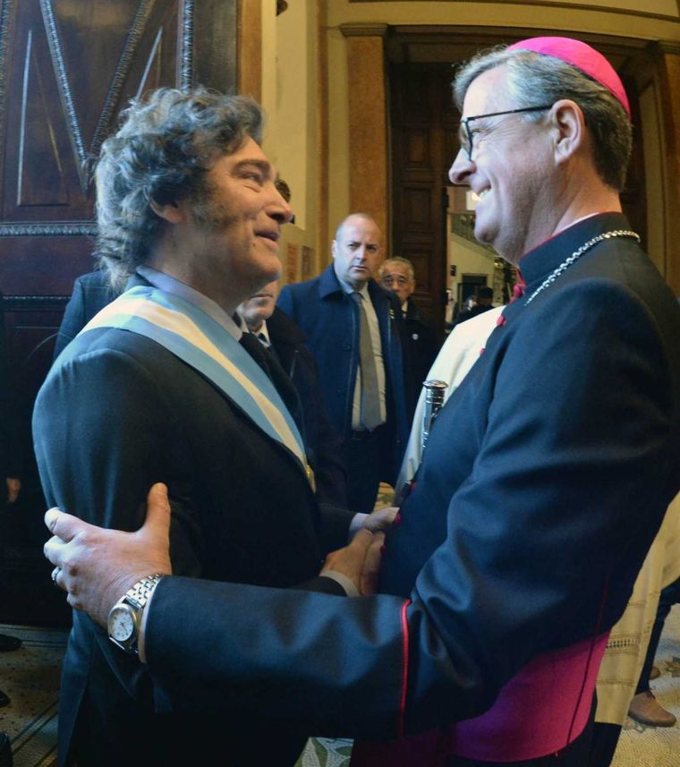 Javier Milei junto al arzobispo porteño Jorge García Cuerva Foto: Noticias Argentinas