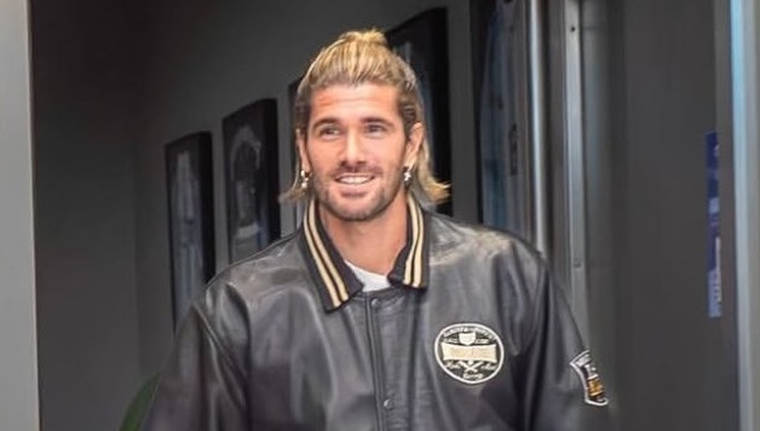 Rodrigo De Paul y su look de concentración.