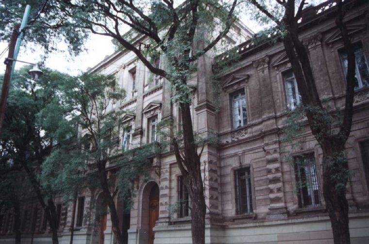 El Seminario es uno de los edificios más antiguos del barrio de Villa Devoto