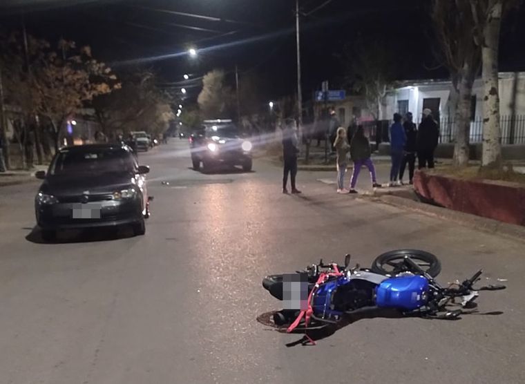 La escena del accidente en el barrio San Martín. La escena del accidente en el barrio San Martín.