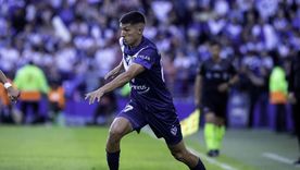 Thiago Fernández disparó con munición pesada contra la dirigencia de Vélez. Foto: NA Thiago Fernández disparó con munición pesada contra la dirigencia de Vélez. Foto: NA