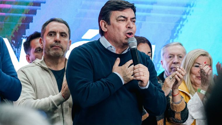 Omar De Marchi suspendió su conferencia de prensa. Foto: Santiago Tagua/MDZ