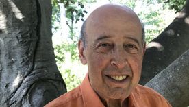 Los acontecimientos de su infancia motivaron a Ervin Staub a investigar qué lleva a una persona a ayudar a otra.