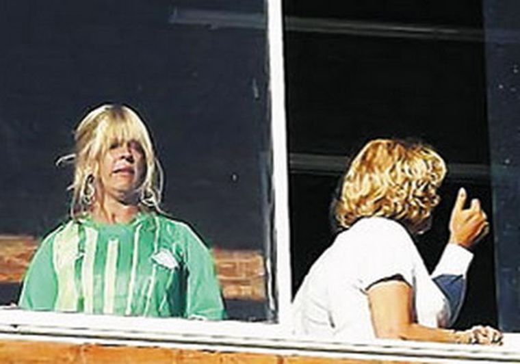 Esta foto del diario Perfil muestra a la esposa de Pablo Moyano. Foto: Publicada por Perfil