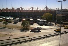 A partir del 1 de septiembre, ya no podrá pagarse en efectivo los boletos para viajar en el transporte interurbano dentro de la Provincia de Córdoba. Foto: Wikipedia