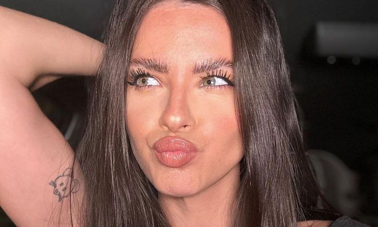 Aseguran que La China Suárez le copió el look a la nueva novia de Rusherking. La actriz argentina sorprendió con un radical cambio de apariencia Foto: @sangrejaponesa