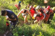 La turista de 46 años trastabilló y se desbarrancó en caída libre por una cascada de una altura aproximada de 25 metros Foto: Policía de la Provincia de Córdoba