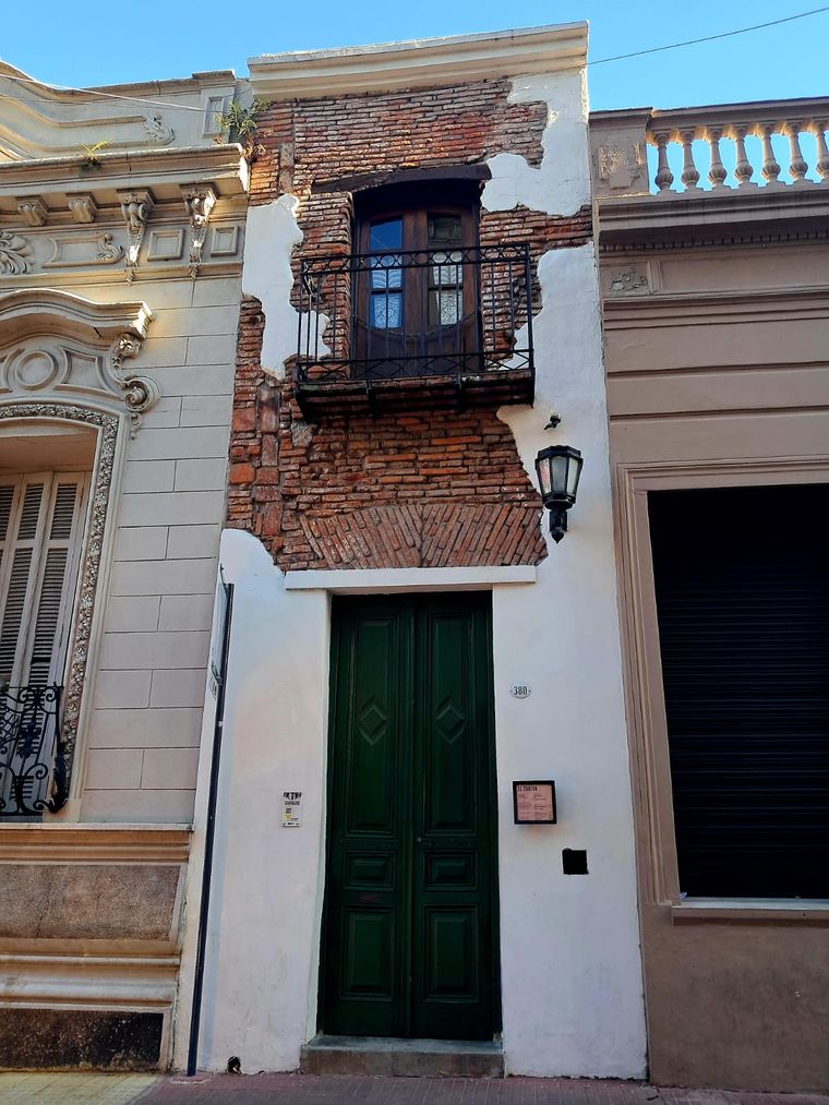 La Casa Mínima es una de las joyas en el corazón de San Telmo. La Casa Mínima es una de las joyas en el corazón de San Telmo.