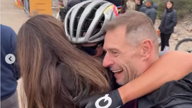 la emocion que conmovio a todos: el abrazo viral en el titulo argentino de agustin duran la emocion que conmovio a todos: el abrazo viral en el titulo argentino de agustin duran