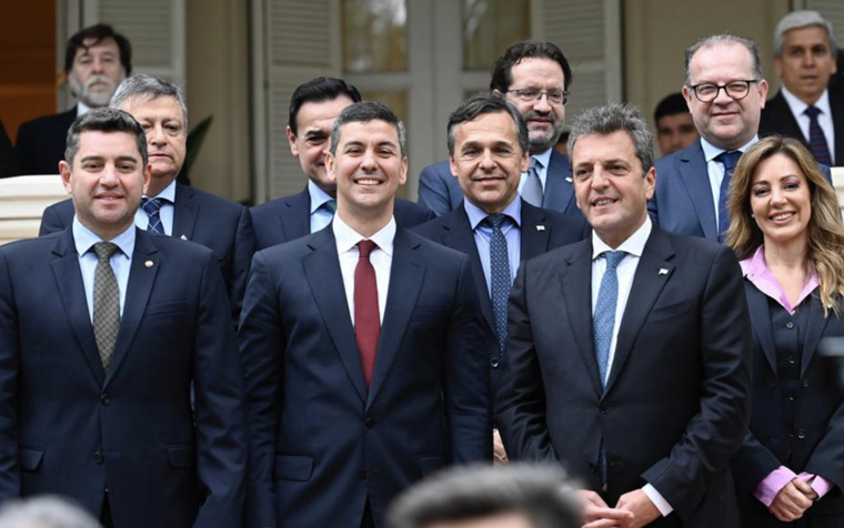 Sergio Massa y Giuliano fueron a Paraguay y las cosas no salieron como esperaban Foto: Twitter Sergio Massa