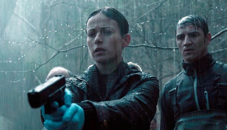 La mezcla de investigación policial, mitología y drama personal crea una experiencia única. Foto: Archivo