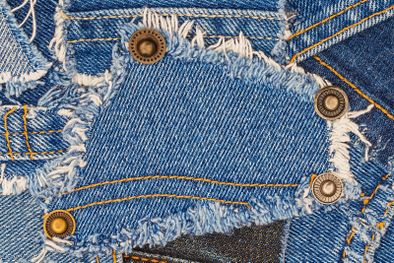 MDZol | Explorar estas particularidades nos permite conectar con una rica historia de innovación cada vez que nos colocamos un par de jeans. Foto: Shutterstock