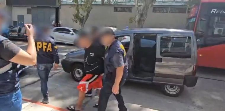 Diente de Oro fue detenido en Ezeiza Foto: Captura de video