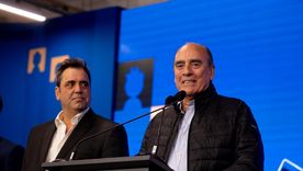 El jefe de Gabinete, Guillermo Francos, descartó adoptar otro rol en el Gobierno si deja su puesto actual. El jefe de Gabinete, Guillermo Francos, descartó adoptar otro rol en el Gobierno si deja su puesto actual.