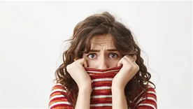 Entender el miedo como algo socialmente construido, nos permite percibirlo de modo crítico. Entender el miedo como algo socialmente construido, nos permite percibirlo de modo crítico.