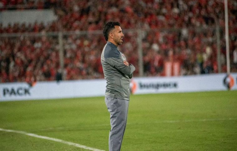 Tevez explicó por qué Quiñónez no sumó minutos ante Central Foto: @caindependiente