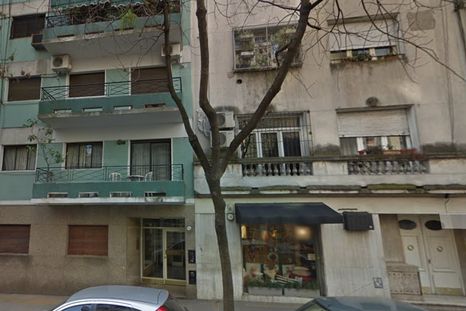 El hecho ocurrió en el séptimo piso de un edificio ubicado en la calle Peña 2731. Foto: Google Maps El hecho ocurrió en el séptimo piso de un edificio ubicado en la calle Peña 2731. Foto: Google Maps
