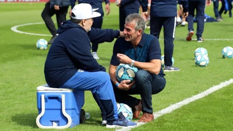 El presidente de Gimnasia justifica su renuncia ante dudas, críticas y faltas de respeto