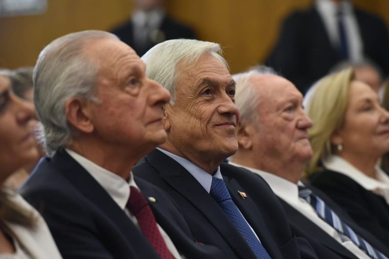 Sebastián Piñera en la Universidad del Aconcagua, en Mendoza, el 21 de septiembre de 2023 Foto: Maximiliano Ríos / MDZ