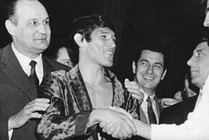 Murió Nino Benvenuti, el campeón al que derribó Monzón.