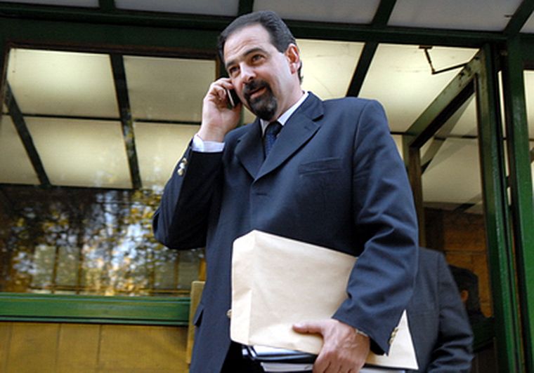 Carlos Ciurca sale de reunirse con Jaque en Casa de Gobierno. Foto: Nacho Gaffuri / MDZ