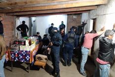 El intendente y sus amigos terminaron presos por violar la cuarentena para comerse un asado