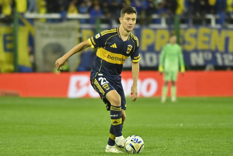 El mediocampista español de 36 años es, con Paredes y Cavani, uno de los referentes que tienen los más jóvenes del plantel de Boca.