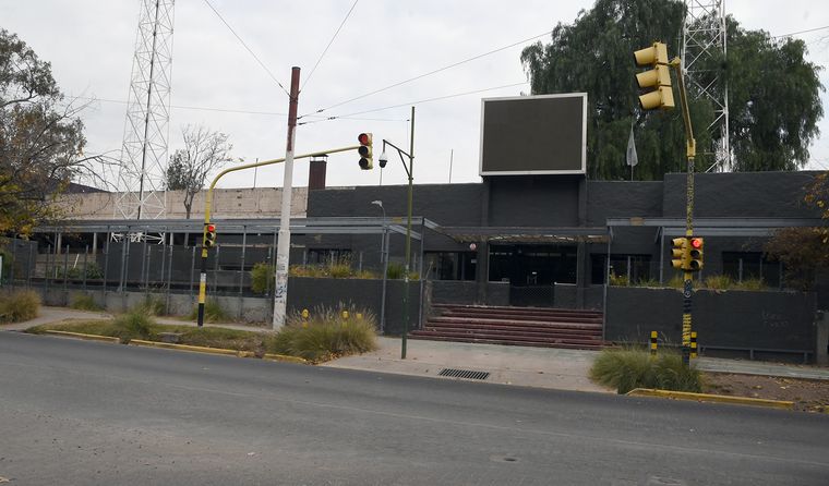 El nuevo ingreso al club estará ubicado en Arístides Villanueva y Boulogne Sur Mer. El nuevo ingreso al club estará ubicado en Arístides Villanueva y Boulogne Sur Mer.