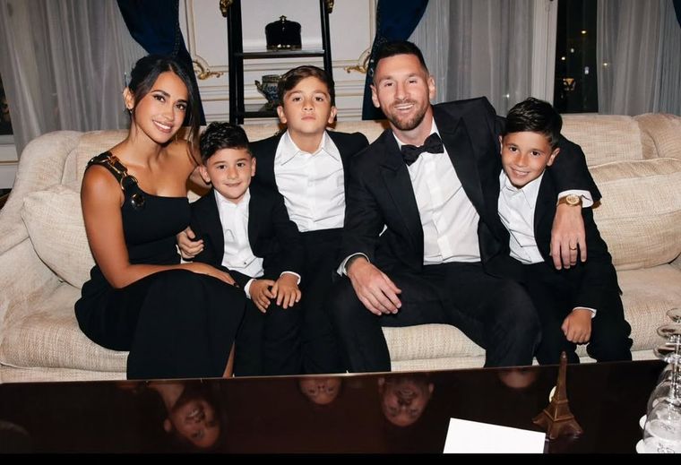 La foto que, el año pasado, publicó Antonela Roccuzzo para saludar a su esposo Lionel Messi. La foto que, el año pasado, publicó Antonela Roccuzzo para saludar a su esposo Lionel Messi.