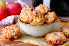 La mejor receta de buñuelos de manzana (como los de la abuela)