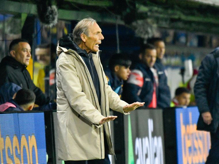 Miguel Ángel Russo explicó los motivos por los que Leandro Paredes no fue titular en su regreso a Boca.&nbsp;