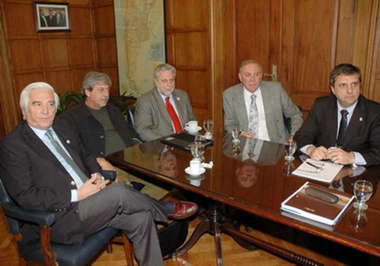 El Gobierno se reuniría con la Mesa de Enlace. Foto: NA