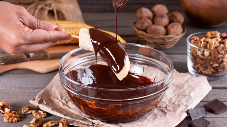 Bananas con chocolate: receta simple e irresistible