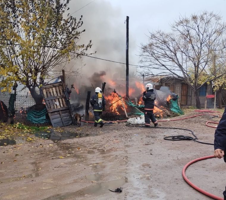 Una vivienda se incendió en la localidad de Agrelo, en Luján de Cuyo.&nbsp;