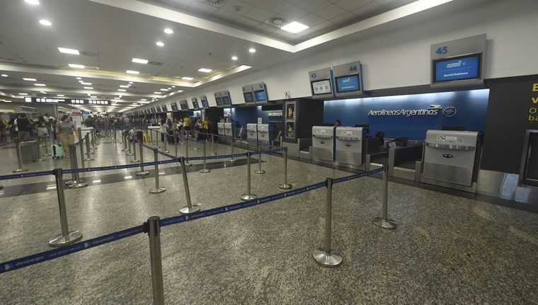 AA2000 anunció el cierre temporal de un aeropuerto. Foto: Juan Mateo Aberastain Zubimendi