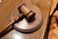 El juez Gustavo Hornos pretende llevar a juicio a empresarios y ex funcionarios menemistas por un escándalo muy viejo. Foto: ALF PONCE MERCADO / MDZ