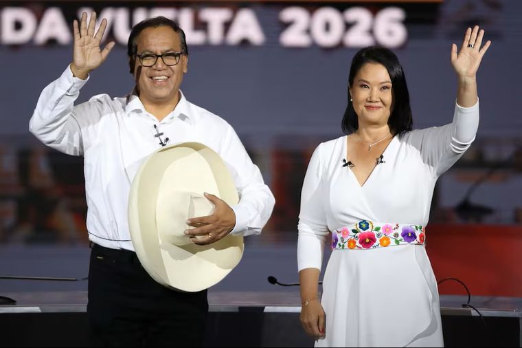 Una vez más la candidata de la derecha en Perú Keiko Fujimori está cerca de la presidencia.