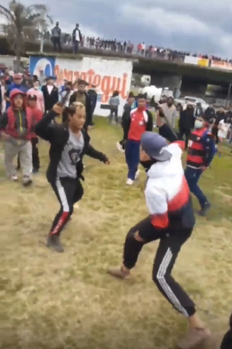 La pelea generó gran repudio en las redes sociales