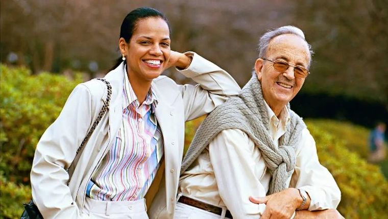 Ronna Keitt y Julio Iglesias Puga vivieron a su manera. Ronna Keitt y Julio Iglesias Puga vivieron a su manera.