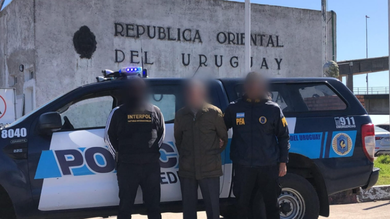 Efectivos del Departamento Federal de Investigaciones (DFI) de la Policía Federal Argentina (PFA), arrestaron en la provincia de Entre Ríos al ciudadano uruguayo de 90 años.