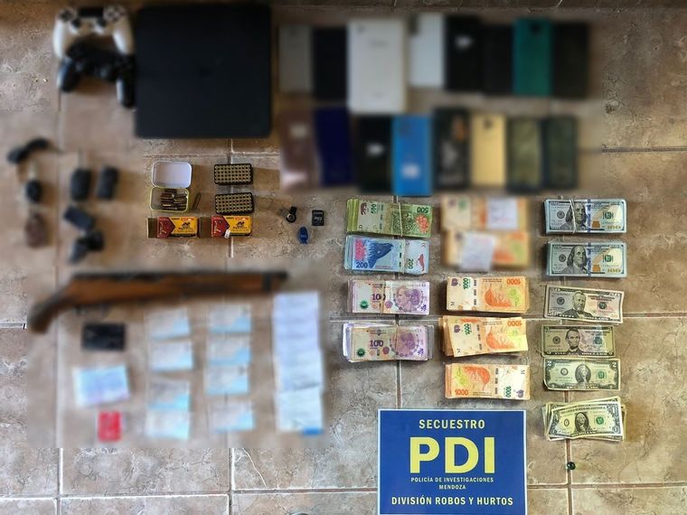 Algunos de los elementos secuestrados